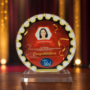Customized Acrylic Corporate Achievement Award. Thikness 10mm. Size 16.5x15cm. MOQ 5ps. Code TAO.